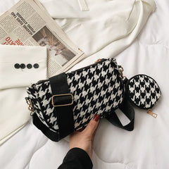 Simple One-Shoulder Bag