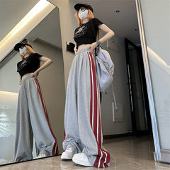 Contrast Side Stripe Baggy Sweatpants
