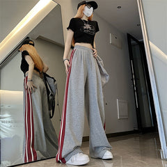 Contrast Side Stripe Baggy Sweatpants