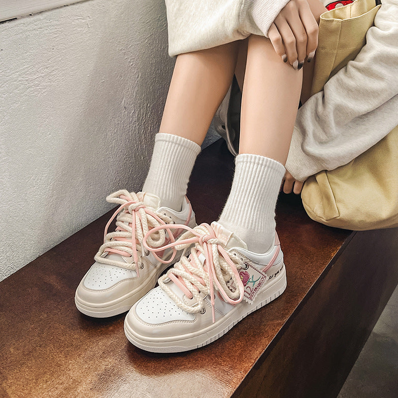 Vintage Heart Patch Pu Leather Paneled Sneakers