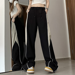 Contrasting Straight Leg Sweatpants