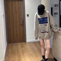 Vintage Patch Oversize Pullover Graphic Sweatshirt