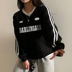 Vintage Letter Print V Neck Piping Long Sleeve Tee