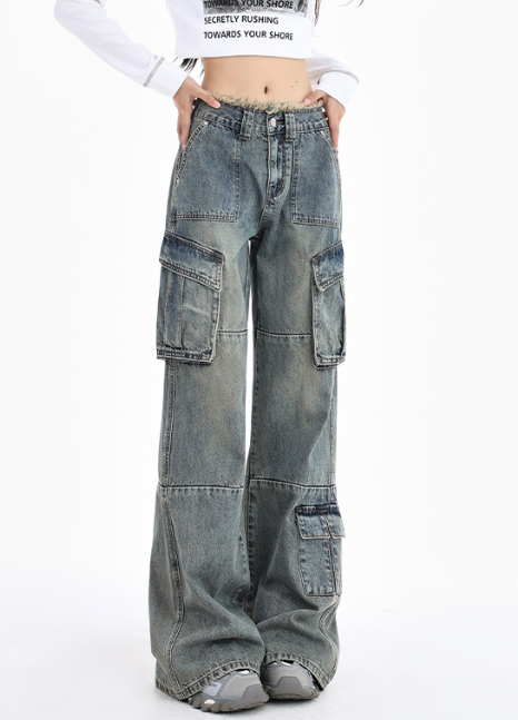 Seamed Pocket Straight Leg Cargo Jeans