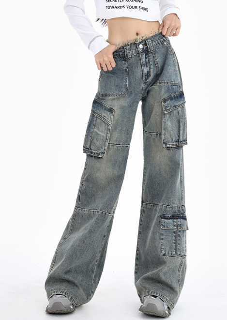 Seamed Pocket Straight Leg Cargo Jeans