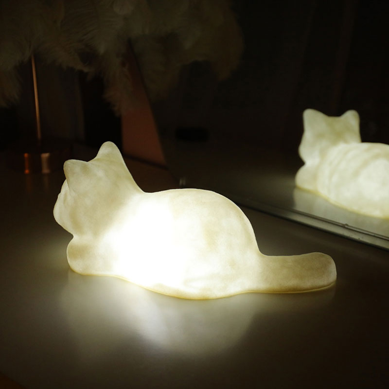 Cat Sleeping Lamp