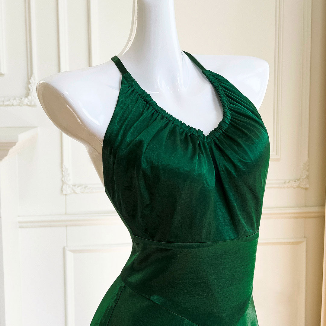 Elegant Green Backless Halter Neck Dress