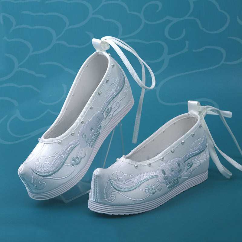 Embroidered Hanfu Shoes