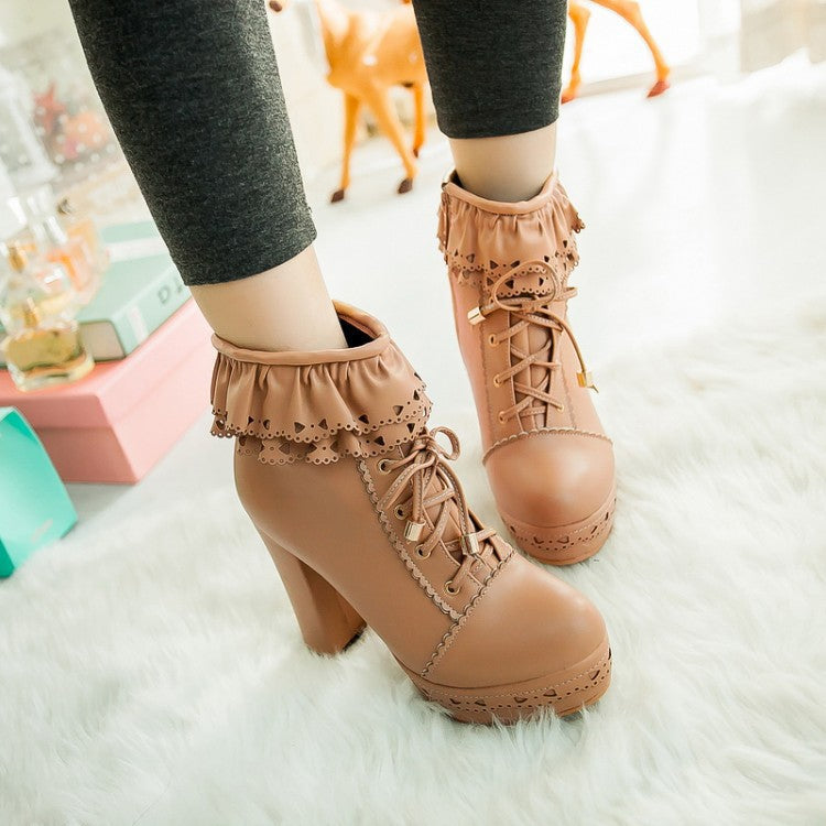 Schnürstiefel mit Blumenabsatz