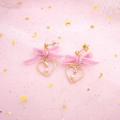 Sweet Bowknot Earrings