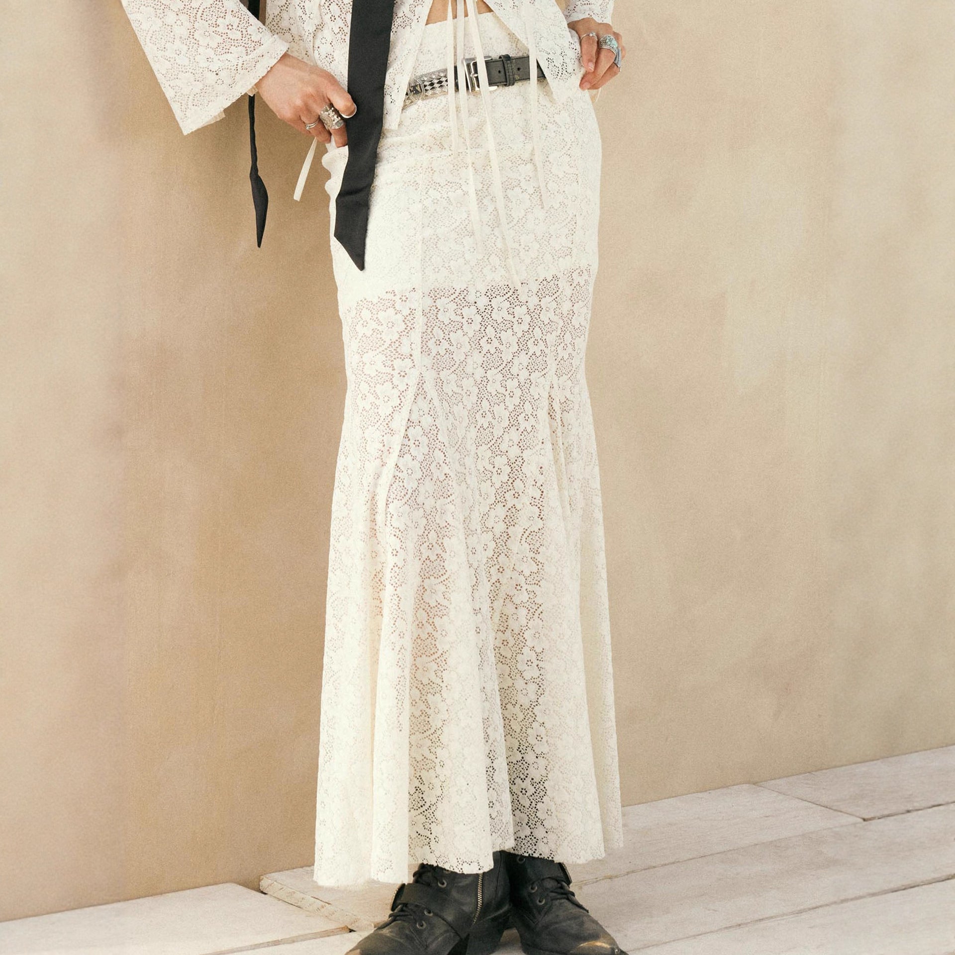 Chic jacquard hollow fishtail skirt