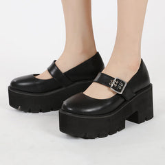 Punk-Plateauschuhe