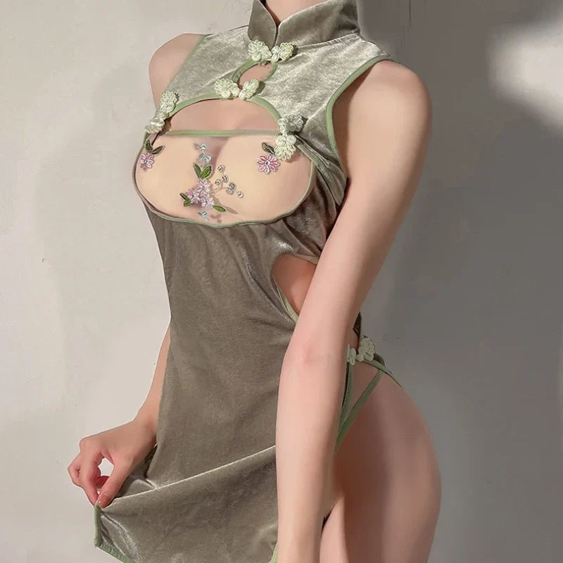 Cheongsam Improved Flower Embroidery Side Split Vintage Perspective Traditional Charm Costumes