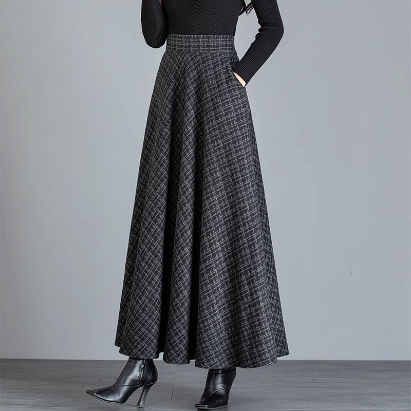 Woolen Plaid Long Skirt