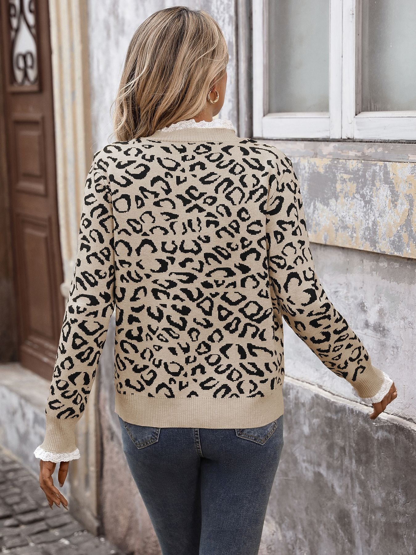 Lace Round Neck Leopard Print Sweater
