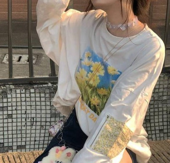 Aesthetic Daisy Print Oversized Long Sleeve Tee