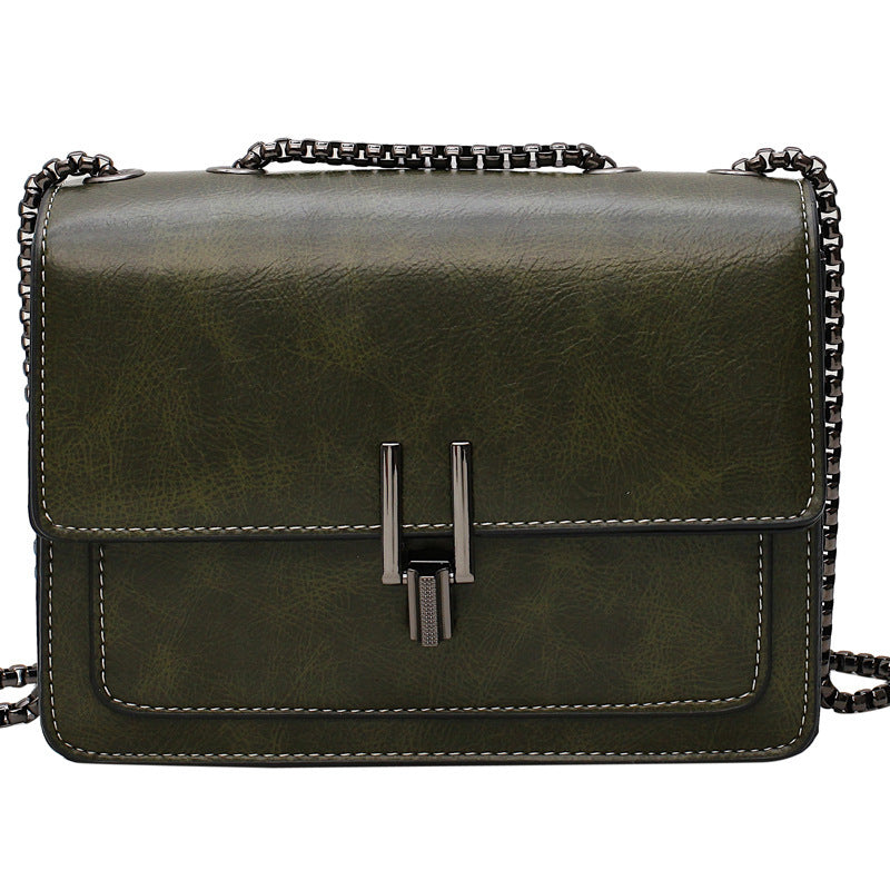 classic retro wild horizontal square handbag