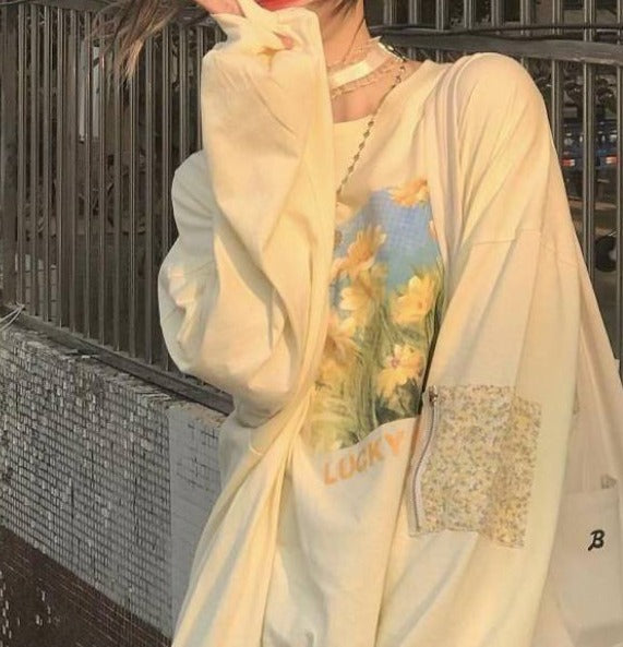 Aesthetic Daisy Print Oversized Long Sleeve Tee