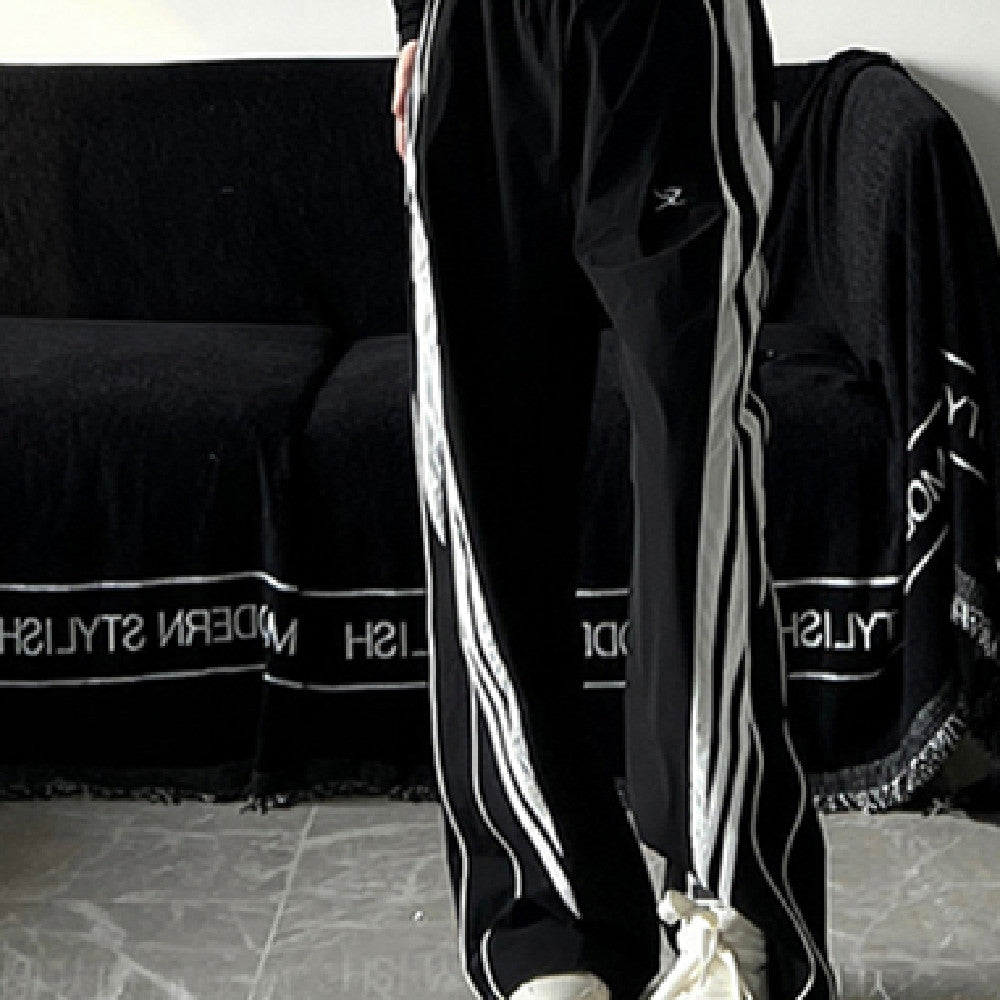 Contrast Piping Black Sweatpants