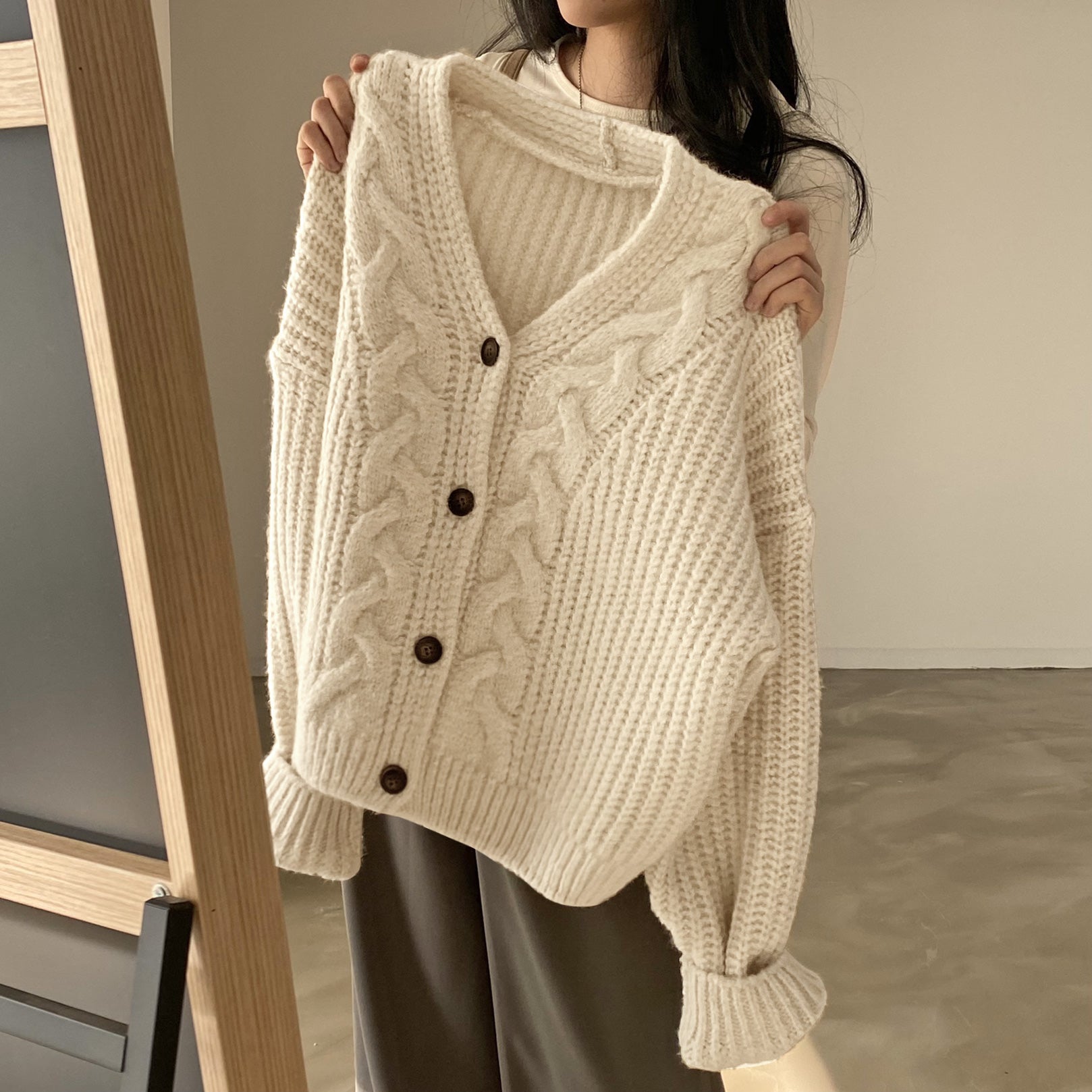 Solid V Neck Puff Sleeve Cable Knit Cardigan