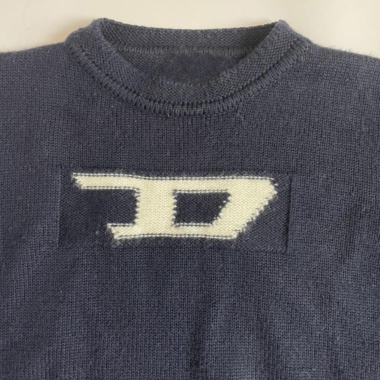 Contrasting Logo Jacquard Knit Sweater