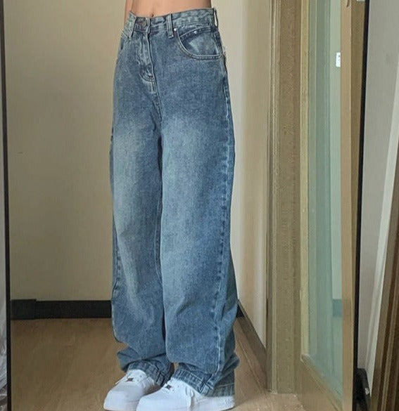 Pocket Design Blue Wash Boyfriend Jeans