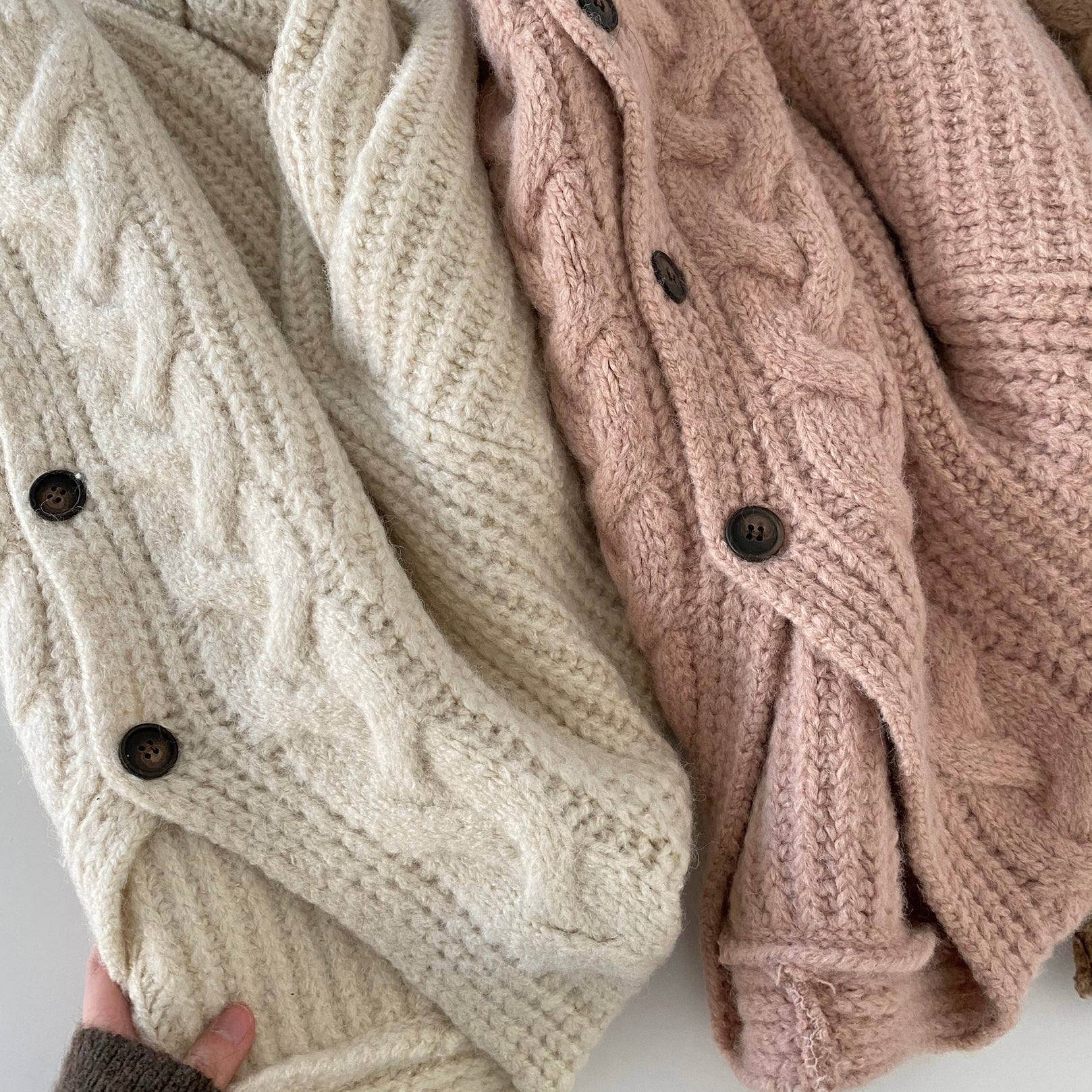 Solid V Neck Puff Sleeve Cable Knit Cardigan