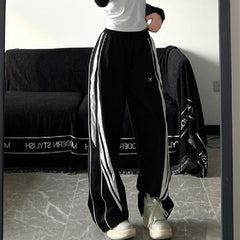 Contrast Piping Black Sweatpants