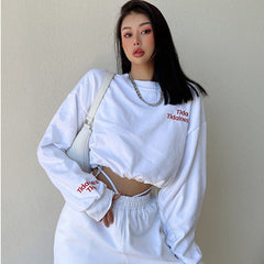 Sudadera corta vintage con gráfico de letras